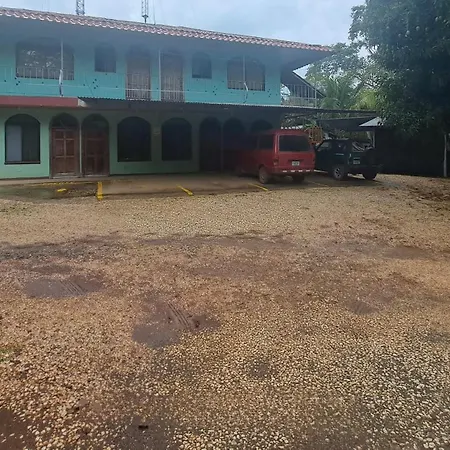 Cabinas Hoja del Bosque