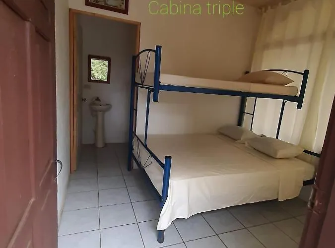 Cabinas Hoja Del Bosque * Santa Cruz (Guanacaste)